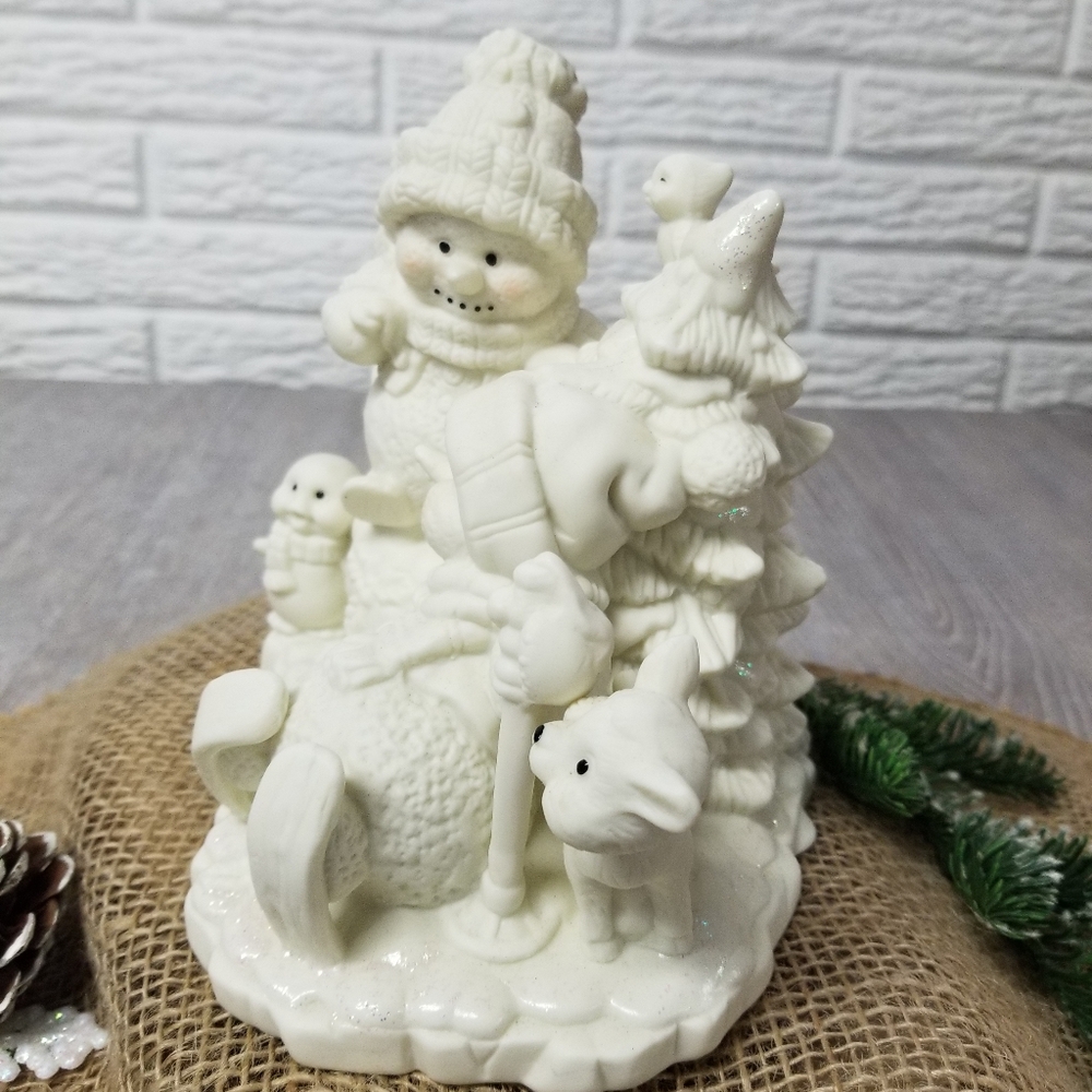 Porcelain Holiday decor - Picture 2 of 13